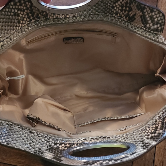 Nicole By Nicole Miller snakeskin hand bag - Picture 5 of 5